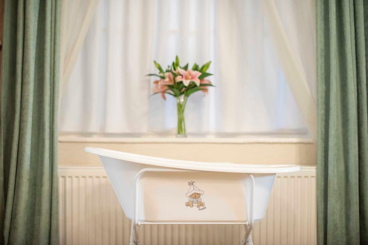 Suzy Apartman Егер Екстериор снимка